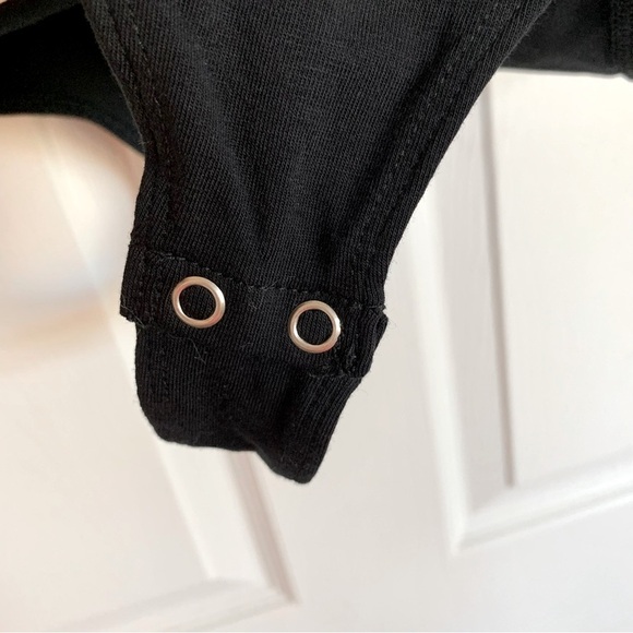 Express Black Strappy Criss-Cross High-Neck Halter Knit Low-Back Bodysuit - Picture 4 of 8